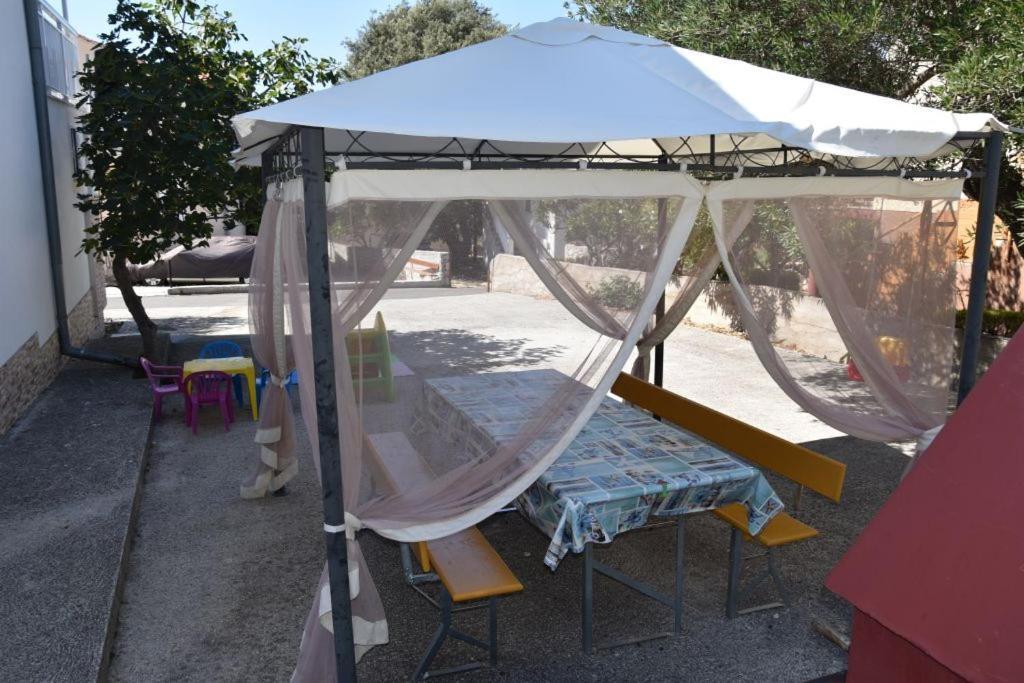 Apartmani Meri Ražanj Екстериор снимка