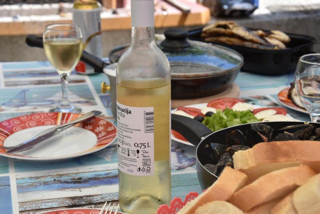 Apartmani Meri Ražanj Екстериор снимка
