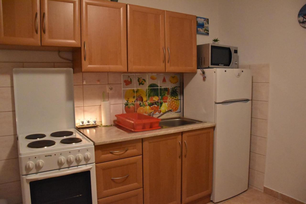 Apartmani Meri Ražanj Екстериор снимка