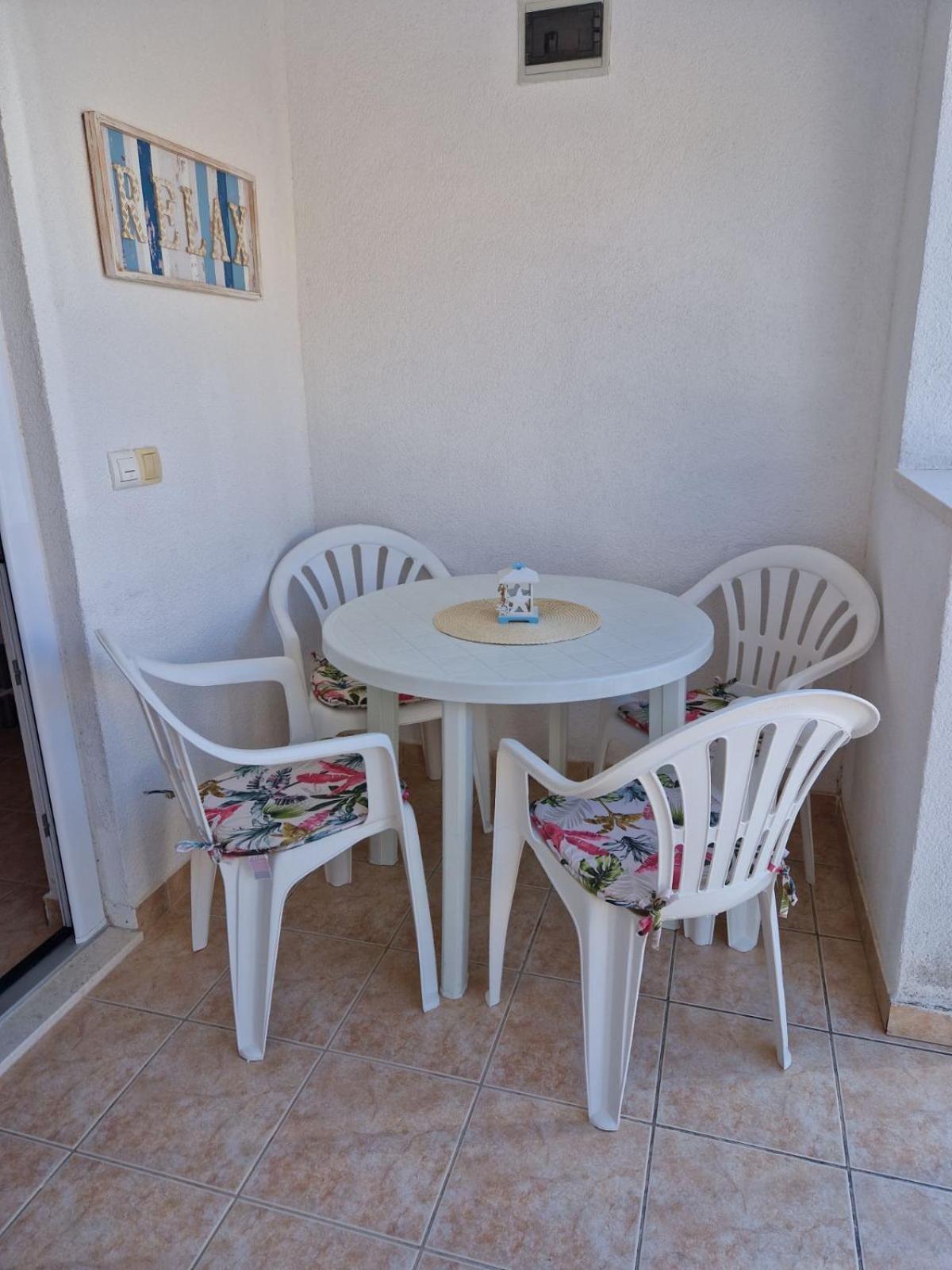 Apartmani Meri Ražanj Екстериор снимка